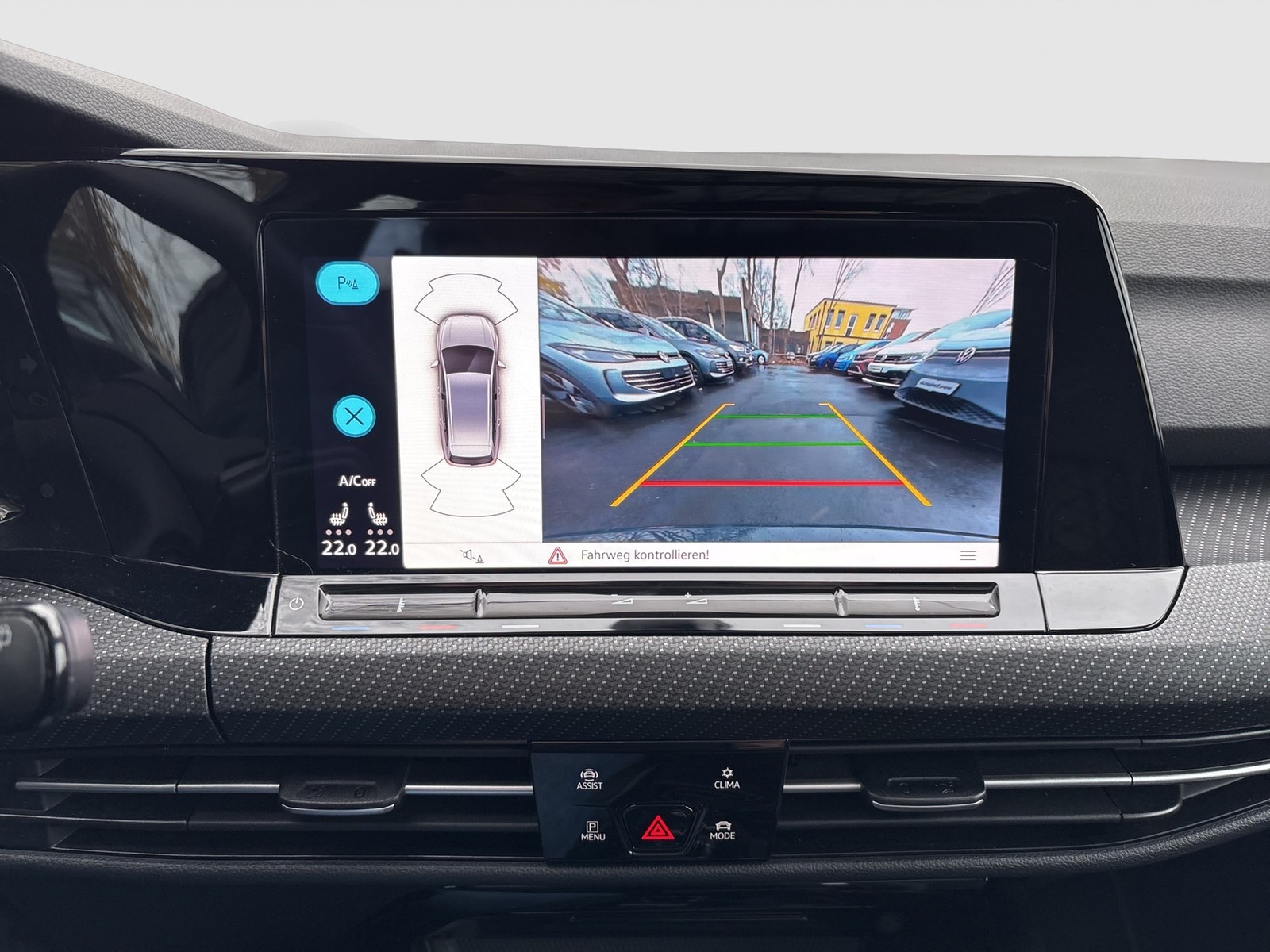 Volkswagen Golf Variant VIII 2.0 R-LINE PANO CAM ACC LM17