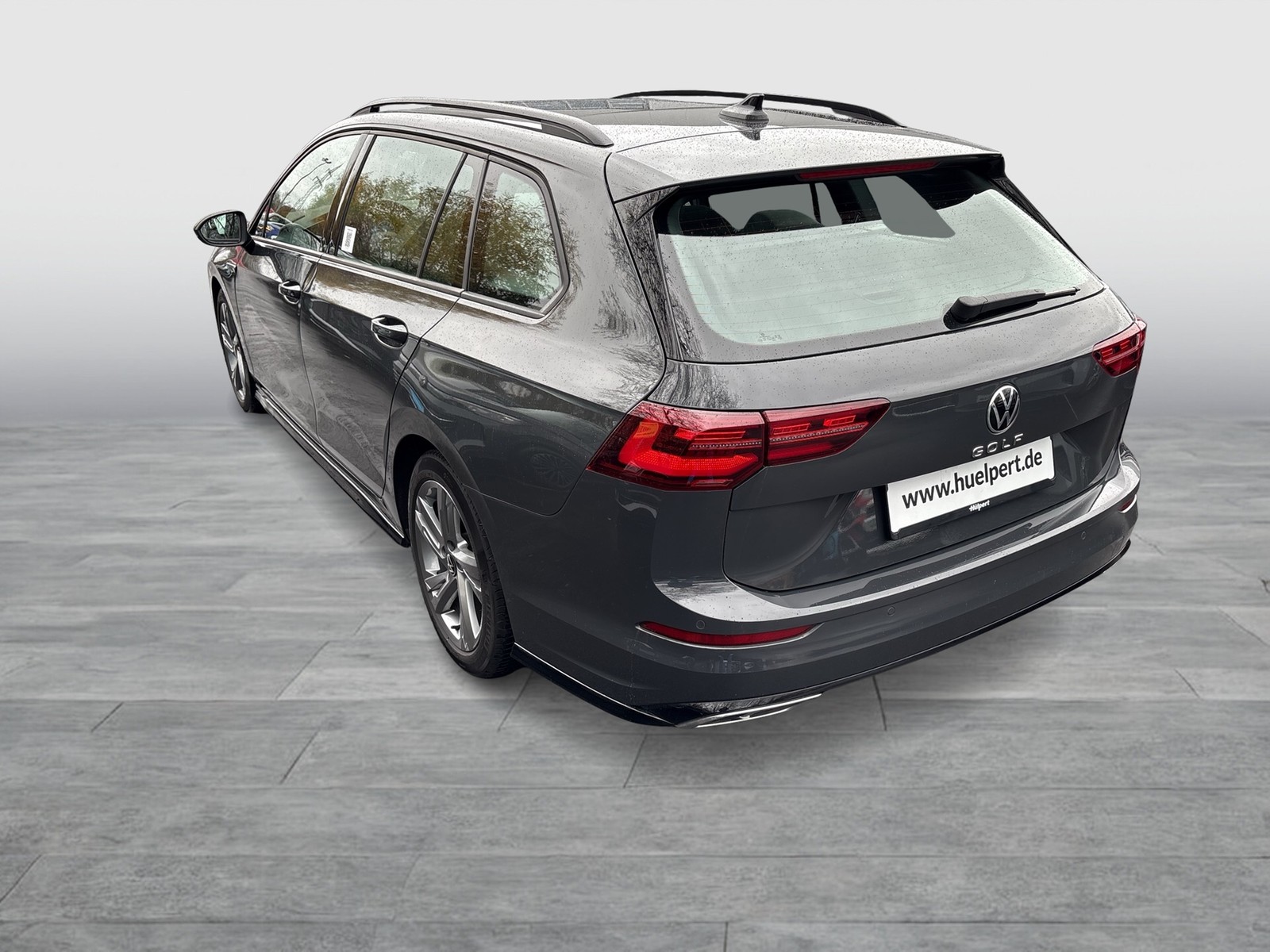 Volkswagen Golf Variant VIII 2.0 R-LINE PANO CAM ACC LM17