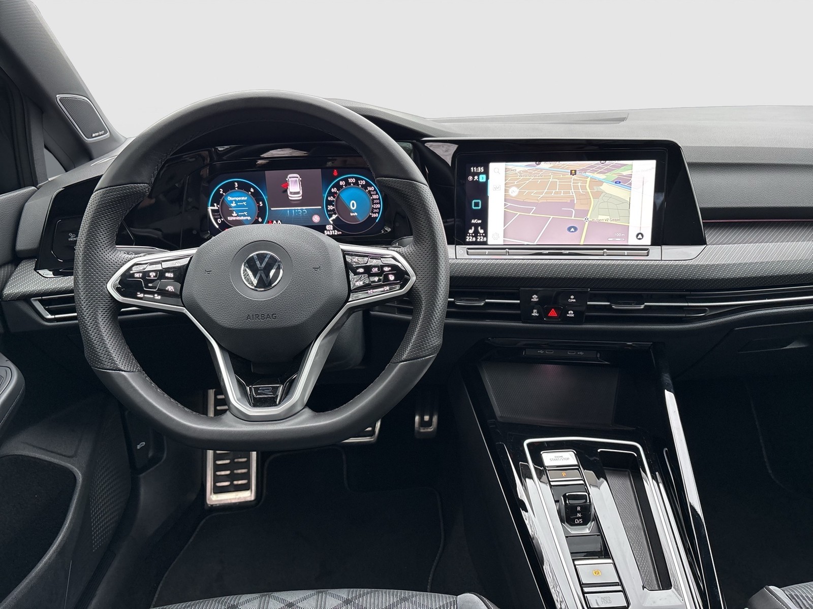 Volkswagen Golf Variant VIII 2.0 R-LINE PANO CAM ACC LM17