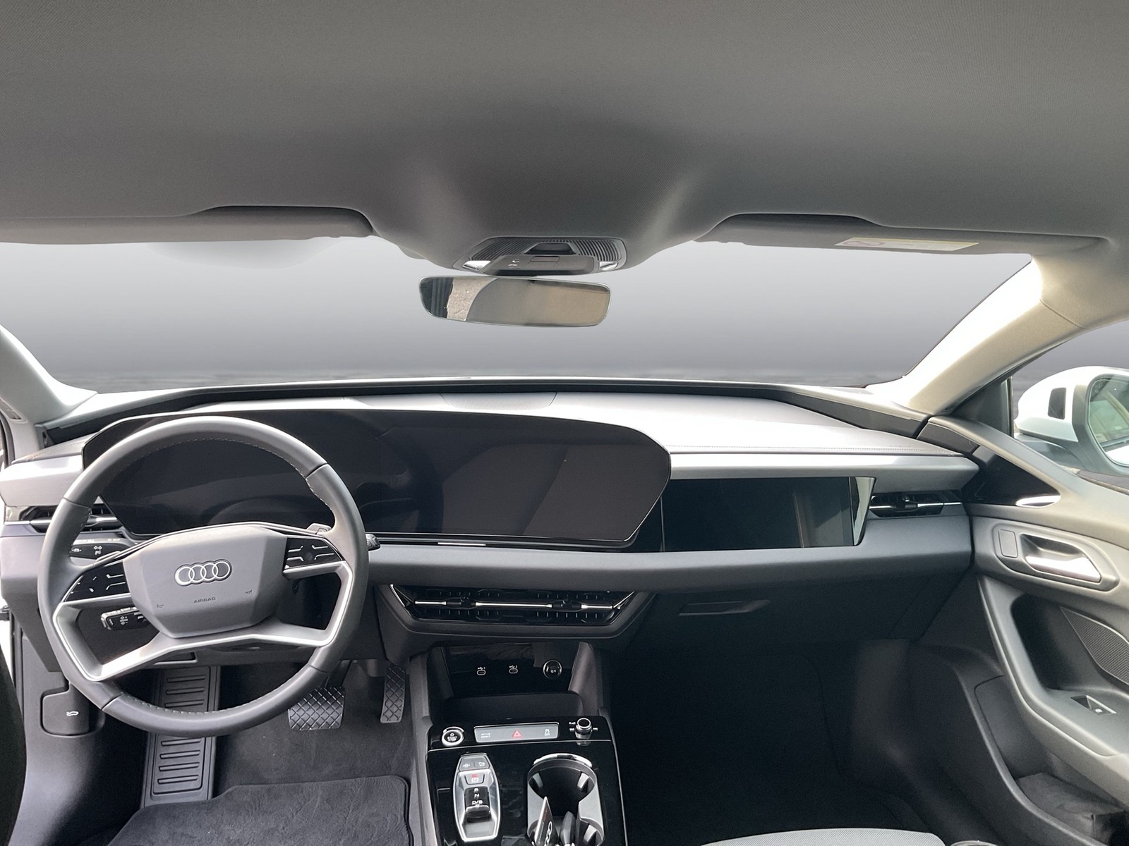 Audi A6 e-tron Avant performance advanced AHK LM20