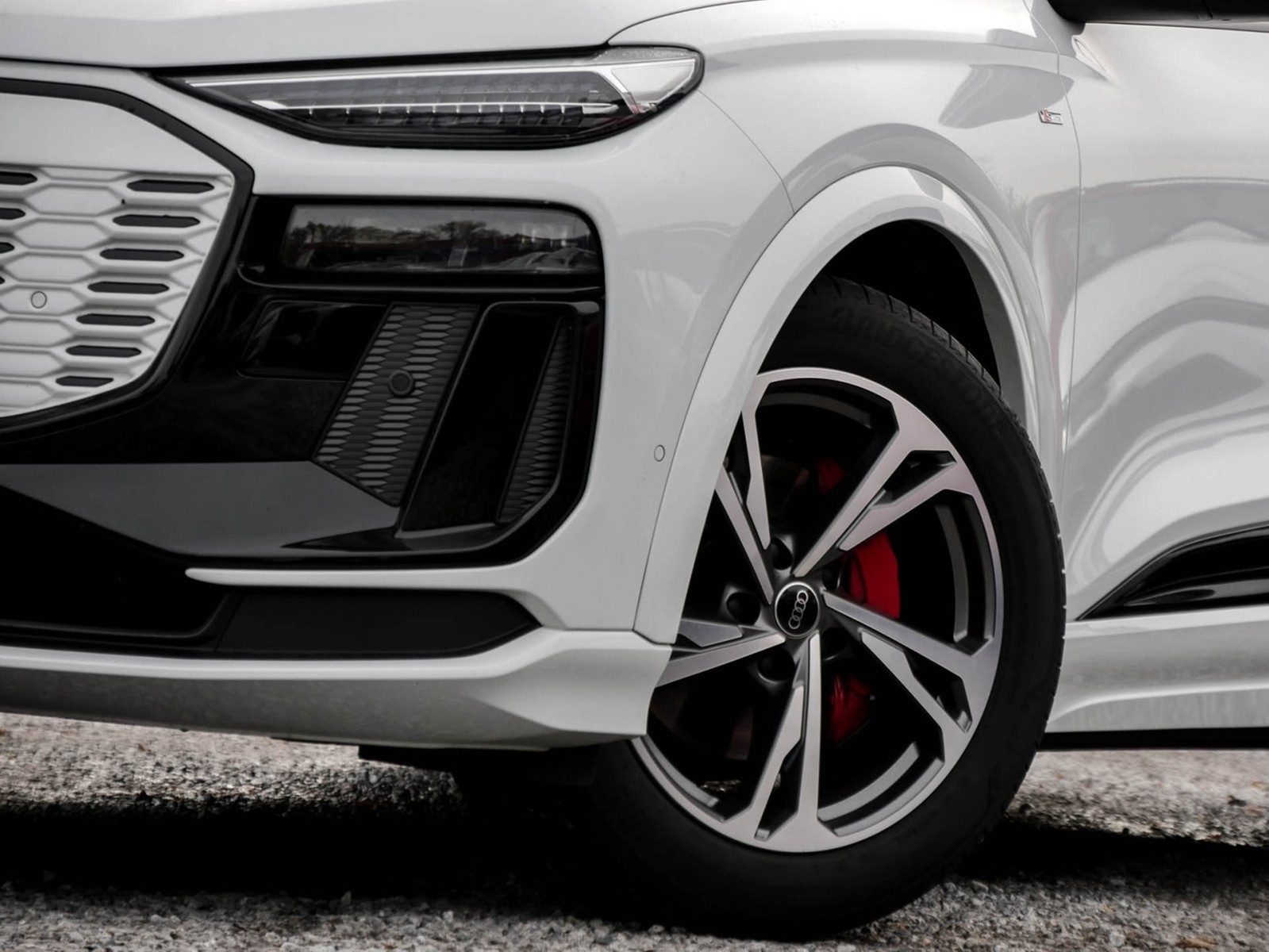 Audi Q6 e-tron performance S LINE PANO AHK 360CAM 20Z