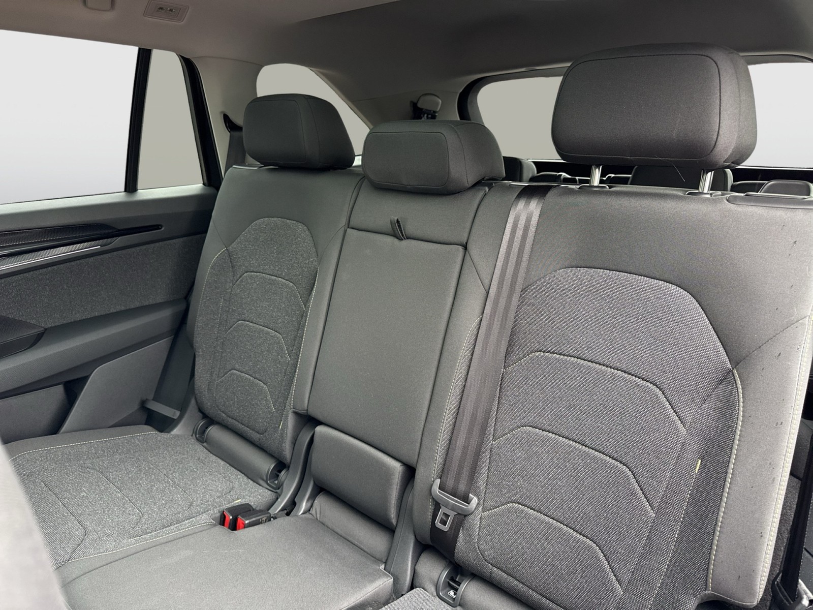 Skoda Kodiaq 2.0 SELECTION 4X4 7SITZE PANO AHK CAM ACC