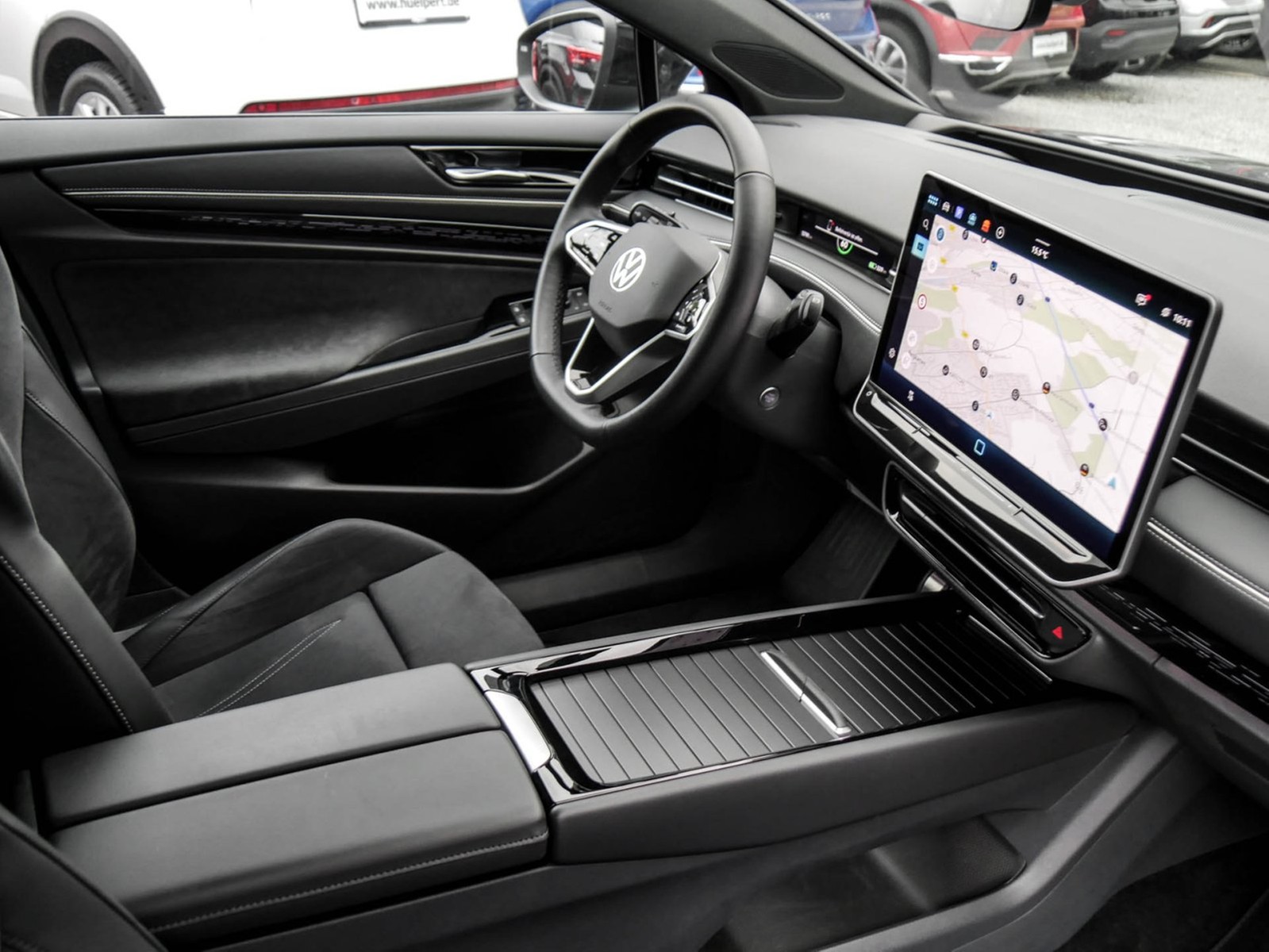 Volkswagen ID.7 Tourer PRO WÄRMEPUMPE AHK 360°CAM ACC LM20