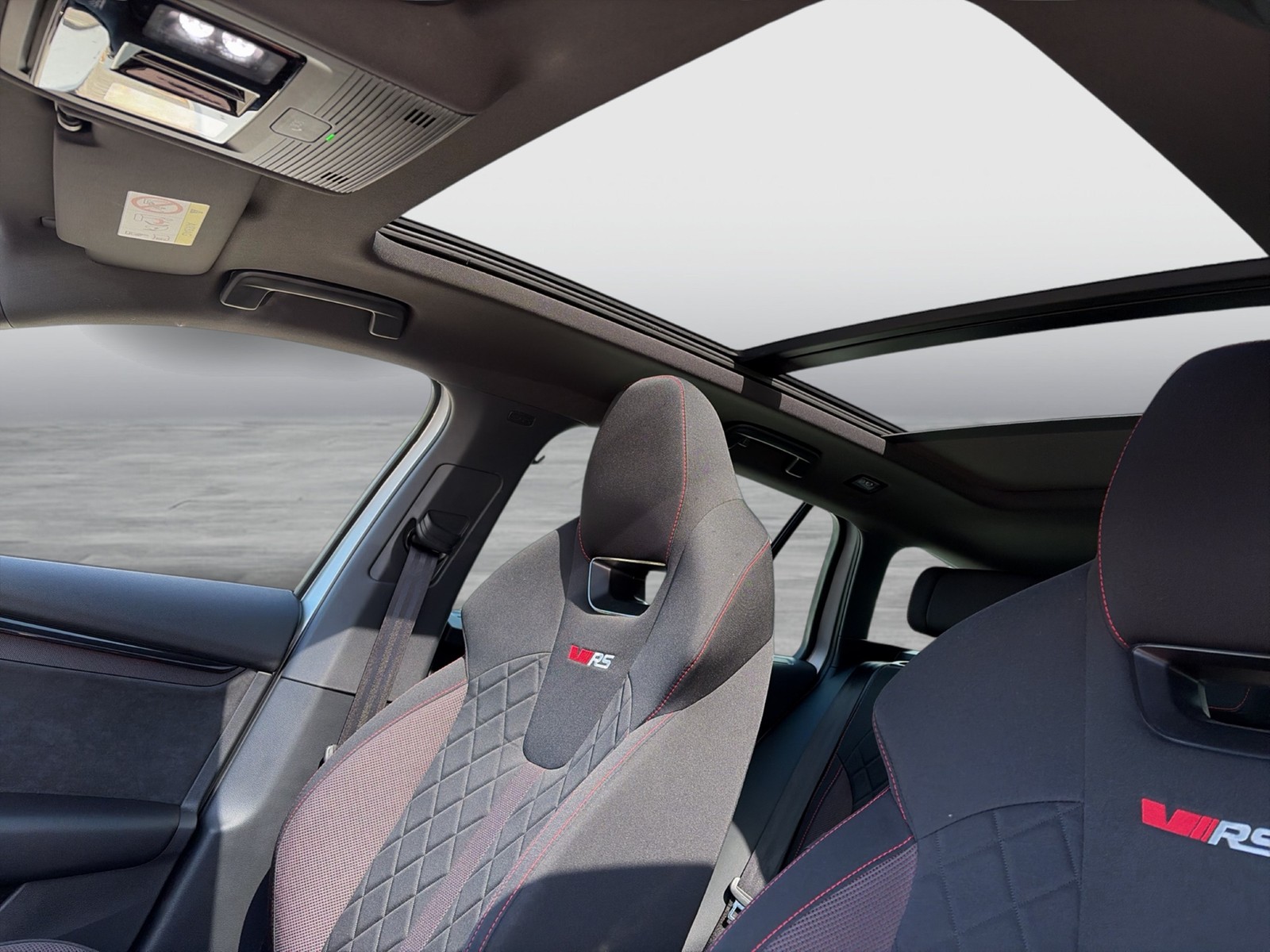Skoda Octavia Combi 2.0 RS PANO ACC LM19 CARPLAY