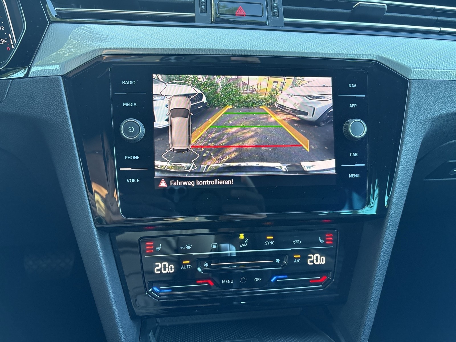 Volkswagen Passat Variant 1.4 HYBRID GTE LEDER AHK CAM LM18