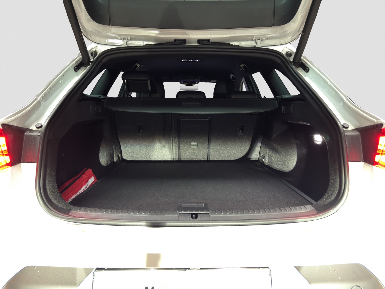 Cupra Leon ST 1.5 eTSI FACELIFT CAM ACC LM18 E-KLAPPE