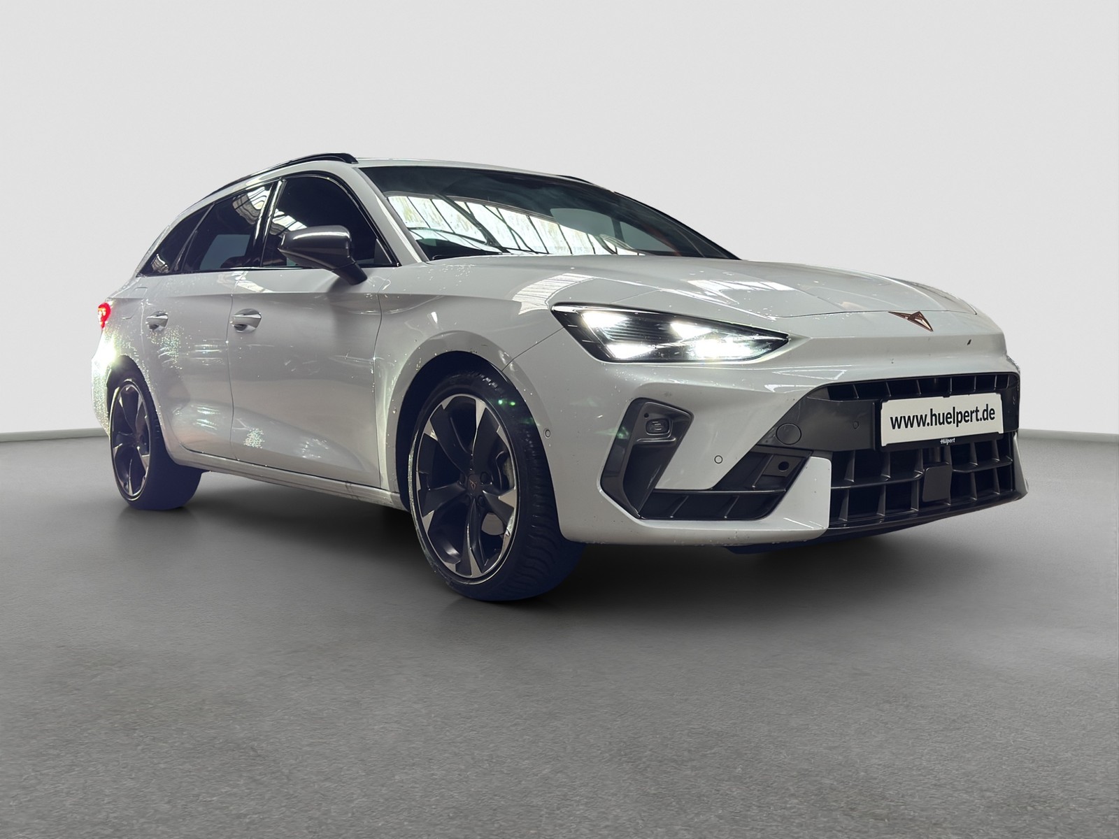 Cupra Leon ST 1.5 eTSI FACELIFT CAM ACC LM18 E-KLAPPE