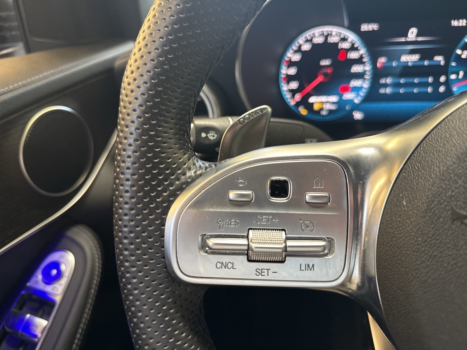 Mercedes-Benz GLC 43 AMG Coupe 4X4 LEDER PANO AHK 360°CAM LM20