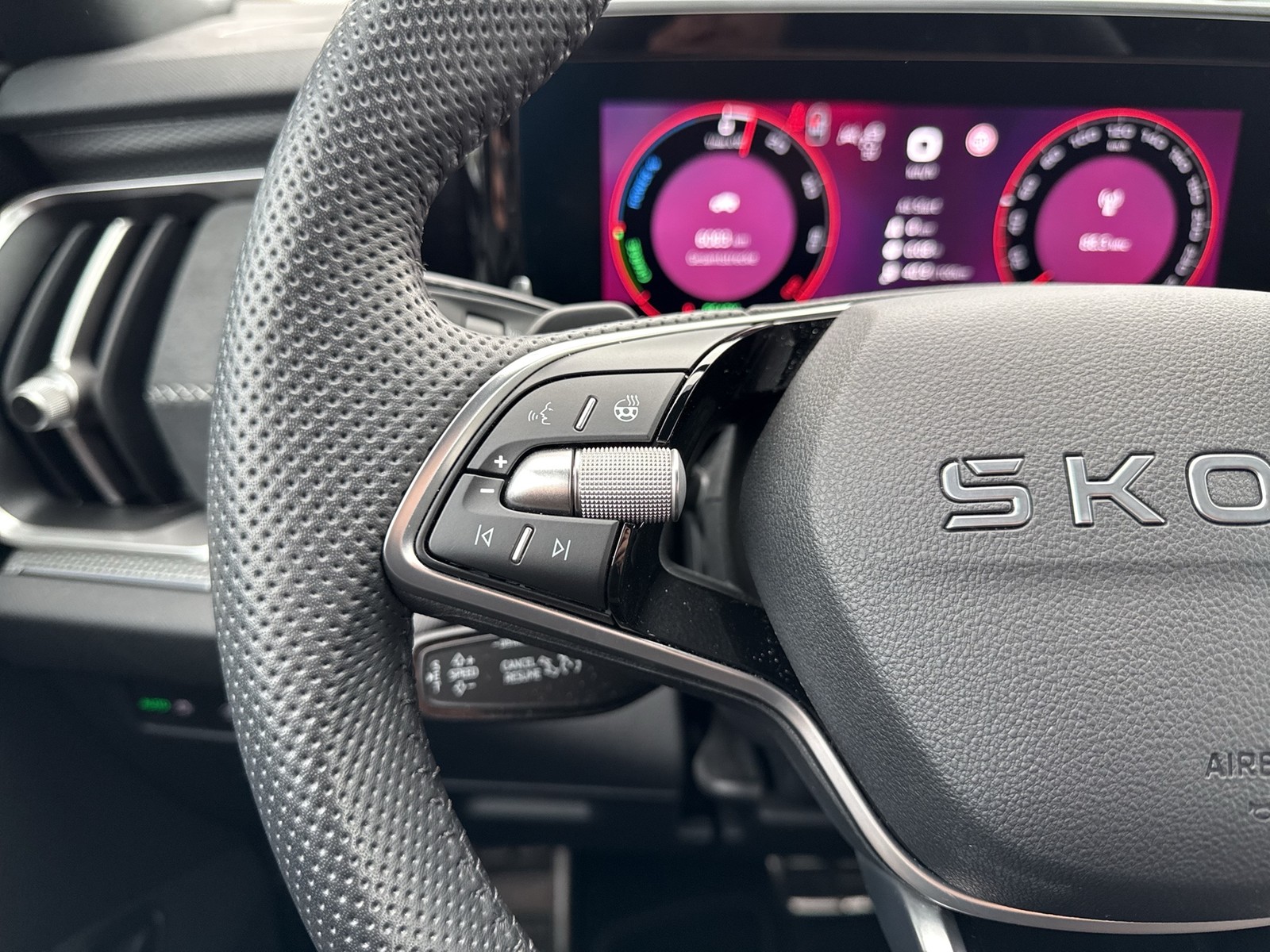 Skoda Kodiaq 1.5 iV SPORTLINE CAM ACC LM19 MATRIX NAVI
