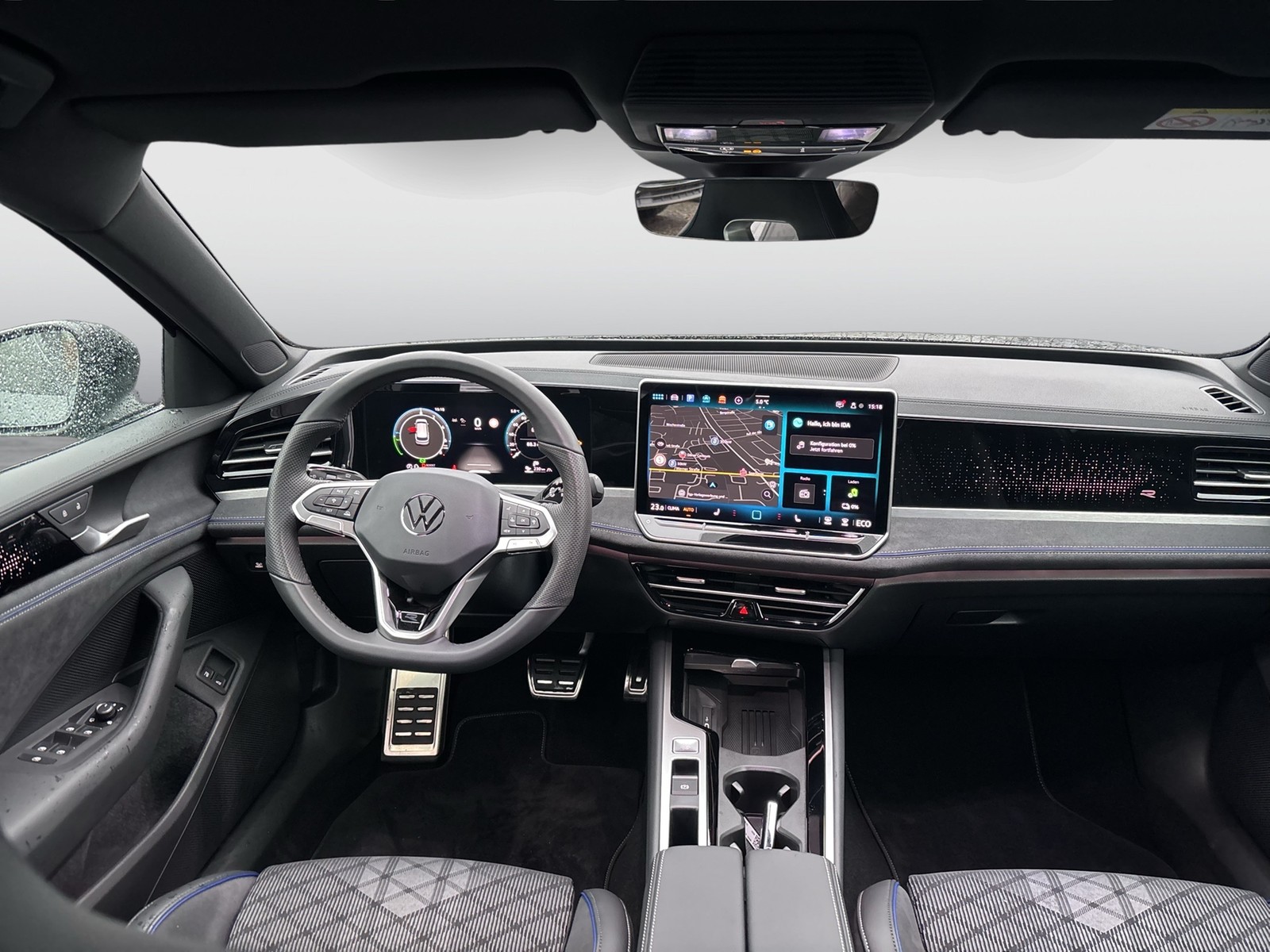 Volkswagen Passat Variant 1.5 HYBRID R-LINE NEUESMODELL AHK