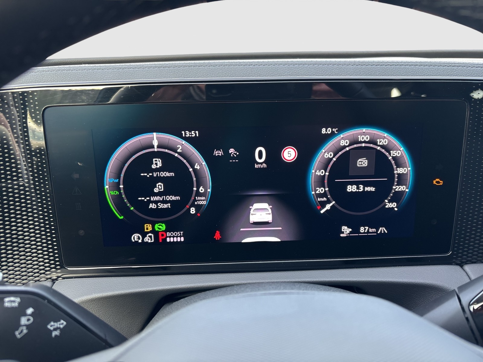 Volkswagen Tiguan 1.5 HYBRID LIFE NEUES MODELL AHK CAM LM18