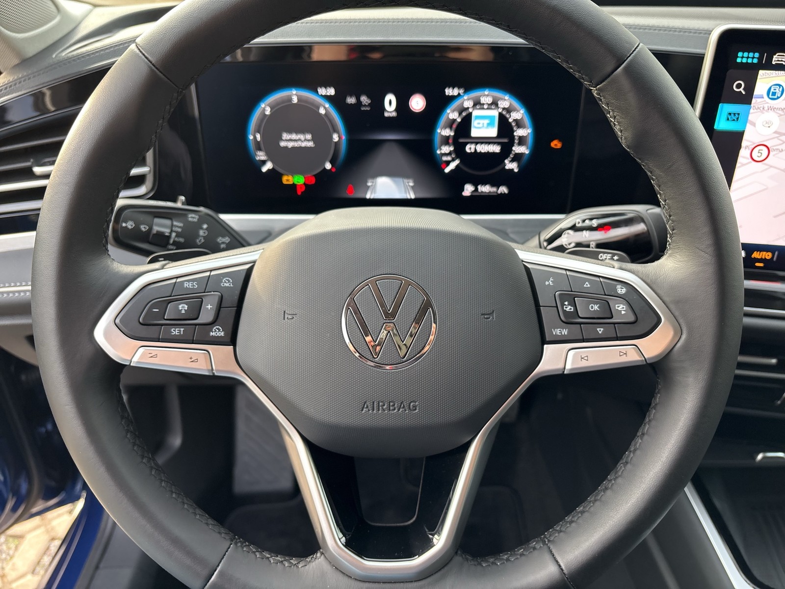 Volkswagen Passat Variant 2.0 ELEGANCE 4X4 NEUES MODELL AHK