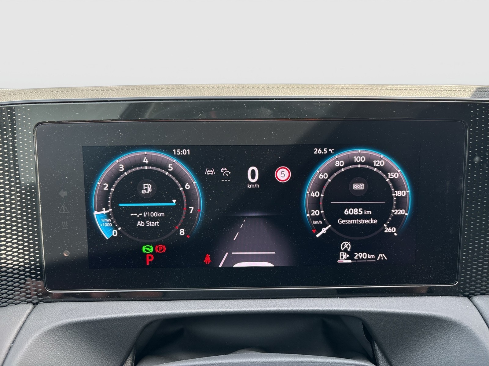 Volkswagen Tiguan 2.0 LIFE 4X4 CAM ACC CARPLAY LM17 SITZHZ.