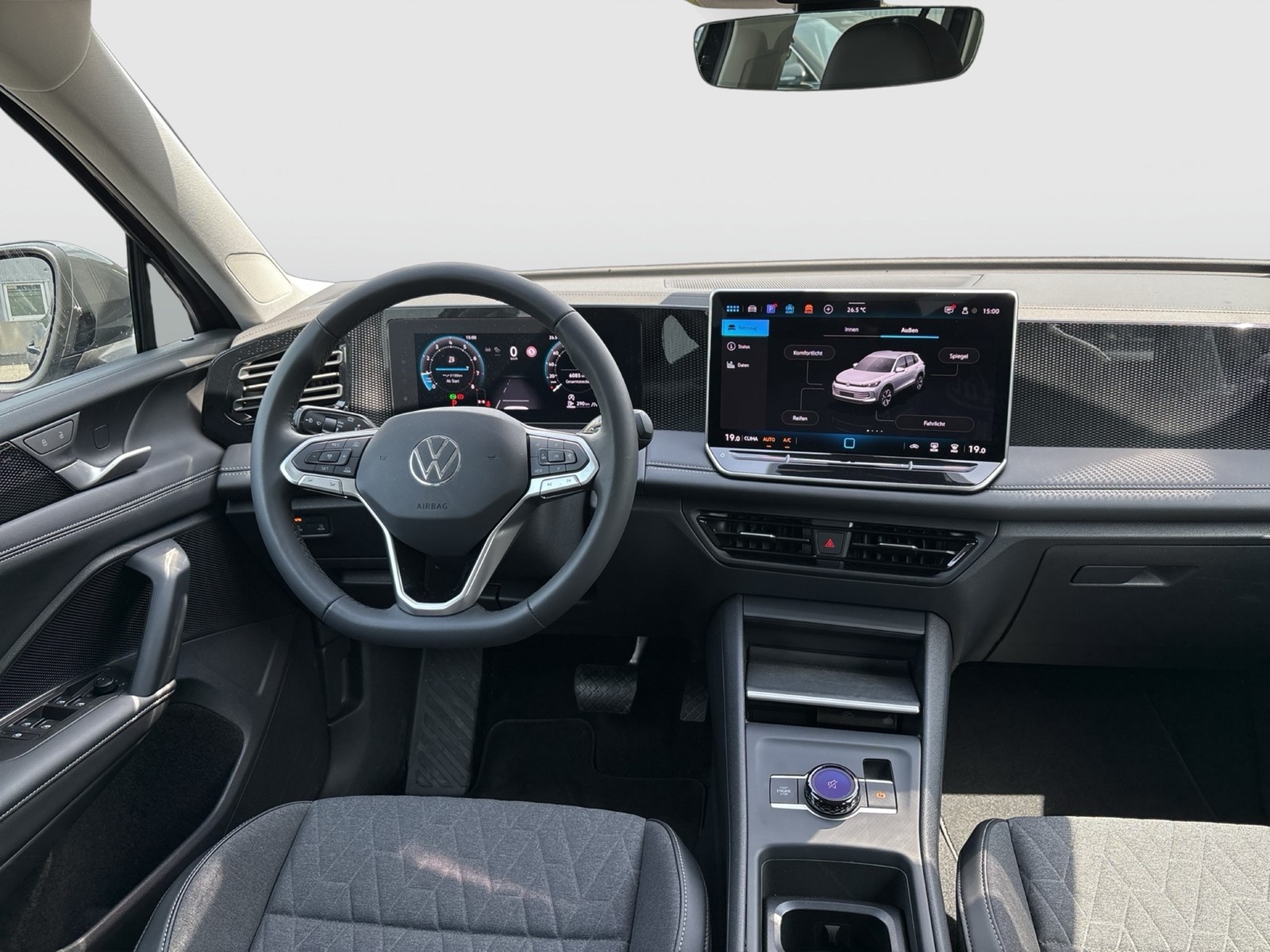 Volkswagen Tiguan 2.0 LIFE 4X4 CAM ACC CARPLAY LM17 SITZHZ.