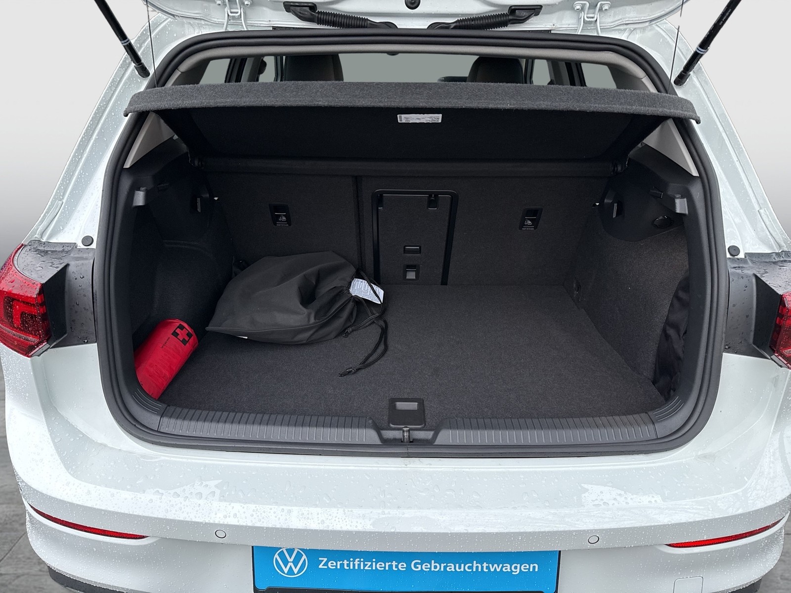 Volkswagen Golf VIII 1.5 HYBRID GOAL FACELIFT ACC CARPLAY