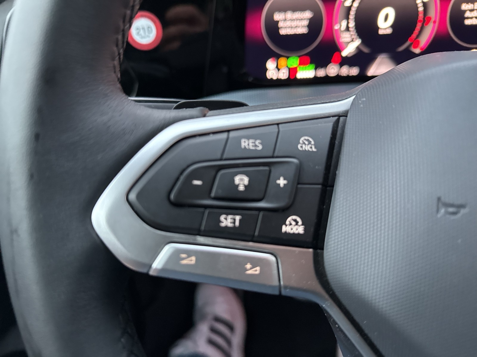 Volkswagen Golf VIII 1.5 HYBRID GOAL FACELIFT ACC CARPLAY