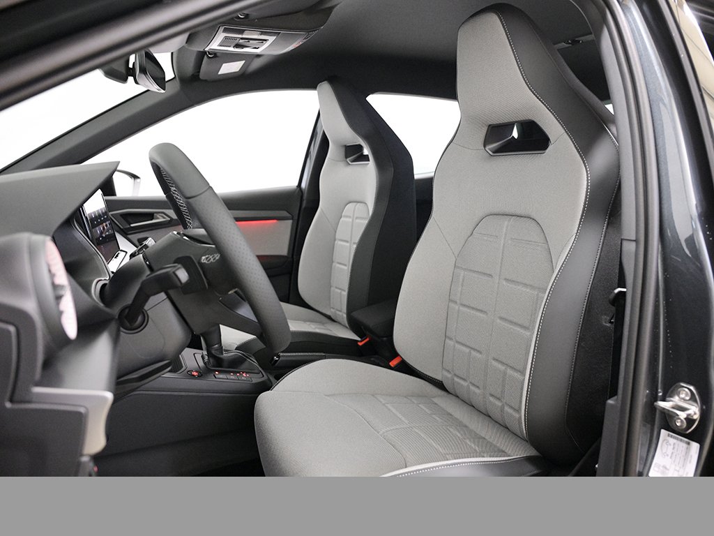 Seat Arona 1.0 FR DSG NAV ACC PDC LED RFK 18LM CARPL