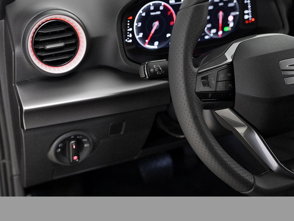 Seat Arona 1.0 FR DSG NAV ACC PDC LED RFK 18LM CARPL