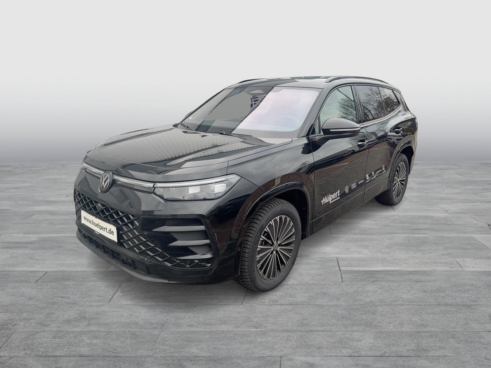 Volkswagen Tayron 2.0 TDI 4MOTION R-LINE DSG BLACKSTYLE 7SITZE PANO AHK LM20