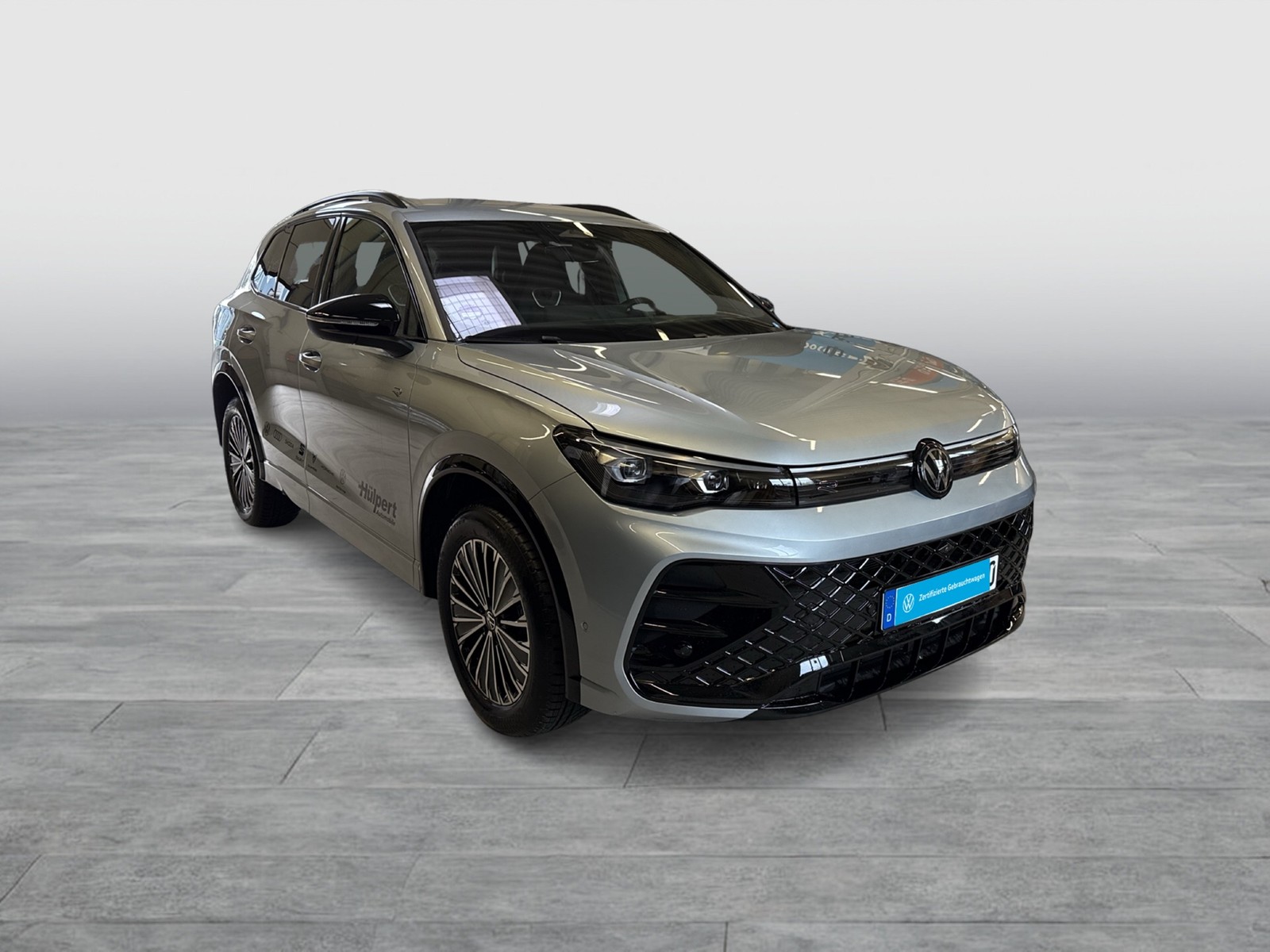 Volkswagen Tiguan 2.0 R-LINE DSG 4X4 STANDHZG AHK NAVI LM20