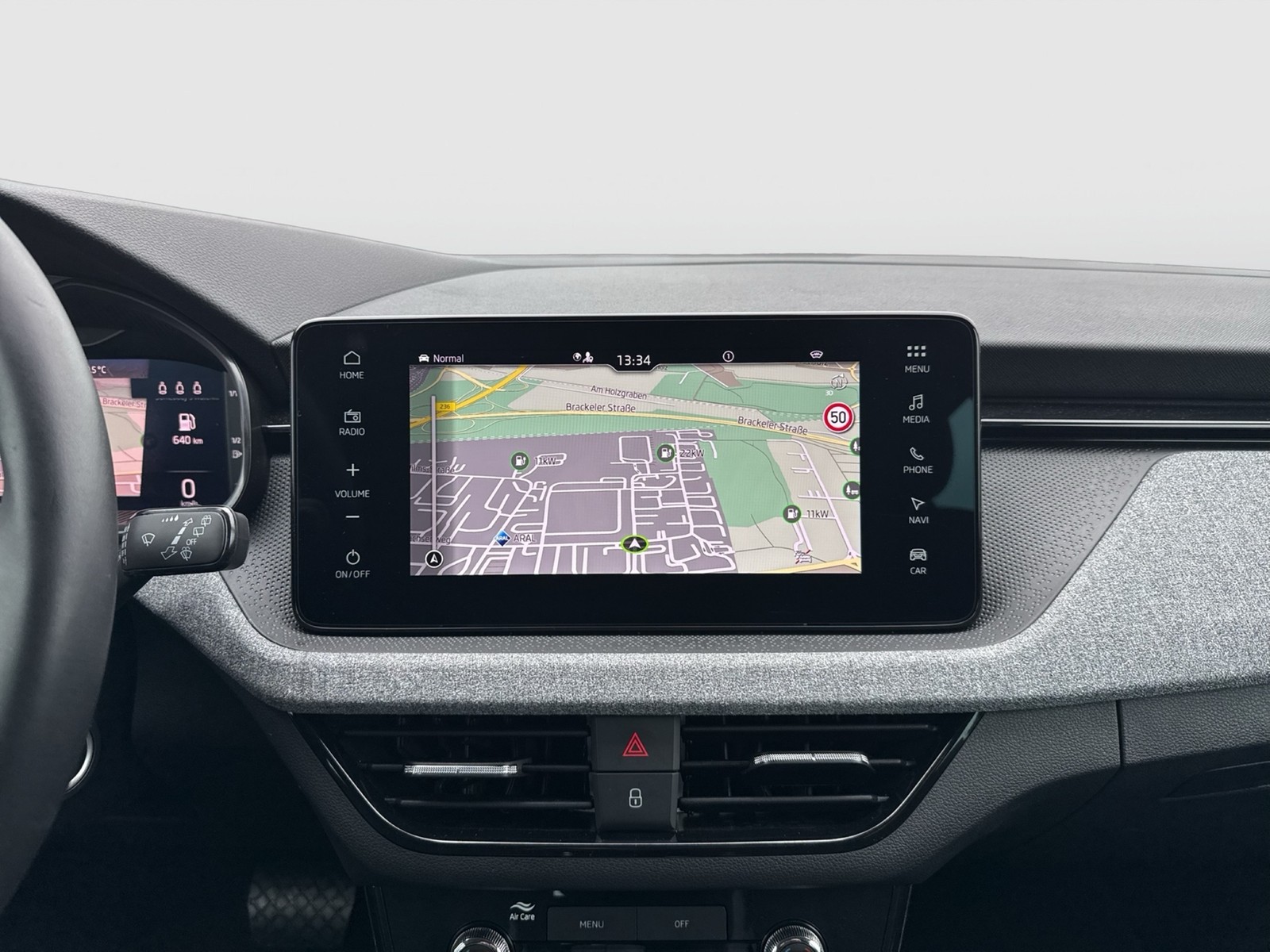 Skoda Scala 1.5 TOUR BLACKPACKAGE CAM ACC MATRIX NAVI