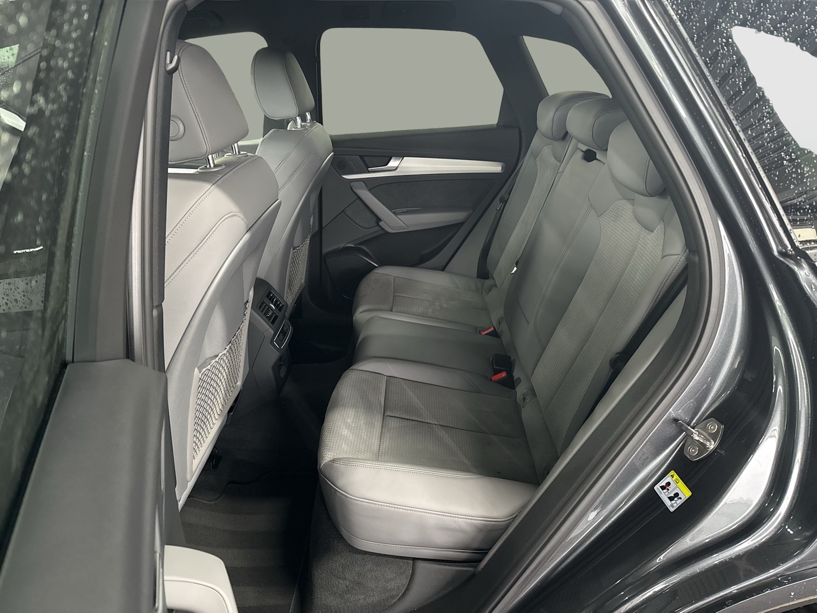 Audi Q5 40 quattro S LINE AHK ALU20 eKLAPPE NAVI+