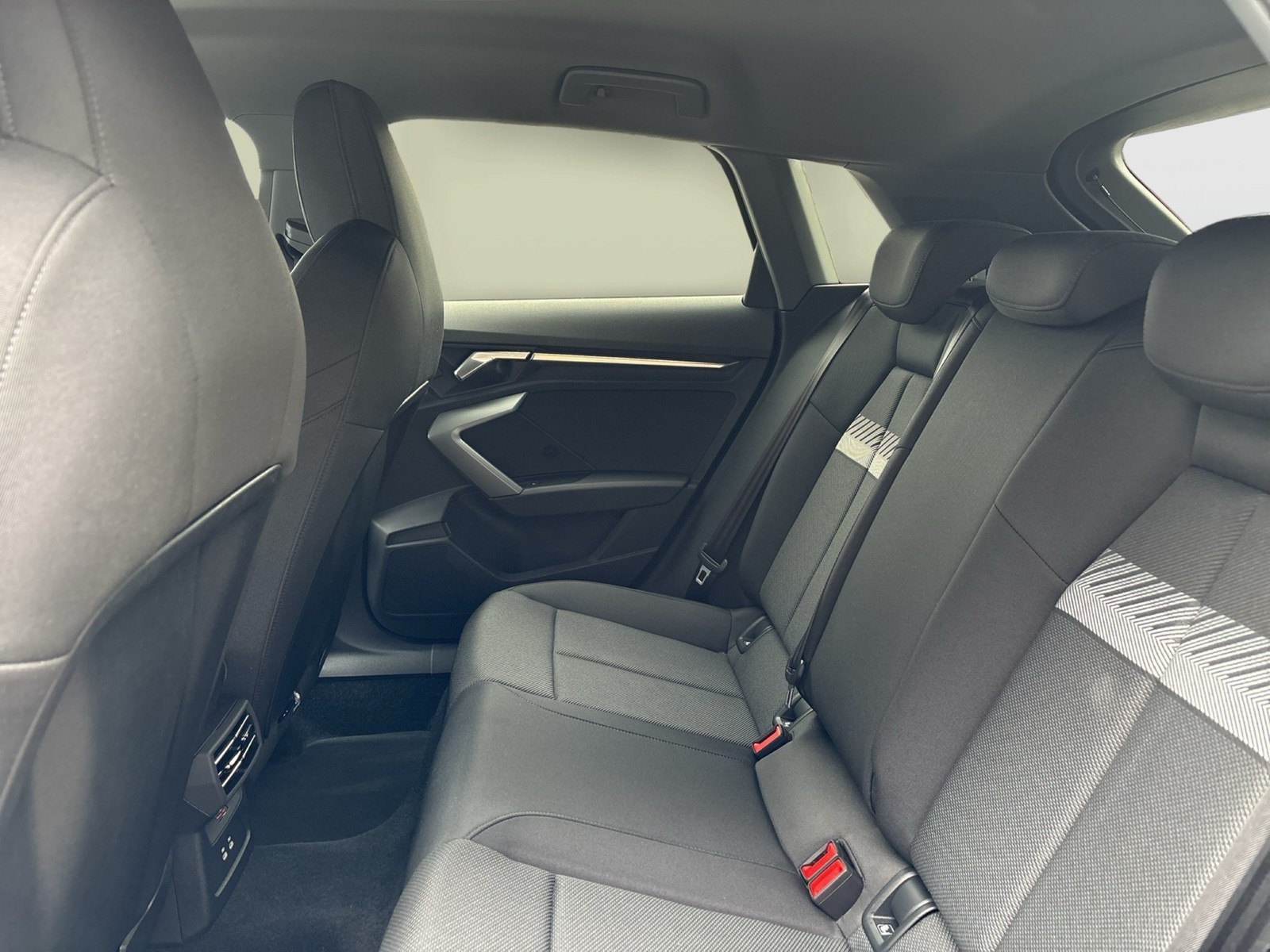 Audi A3 Sportback 40 HYBRID S LINE NAVI+ CAM ACC