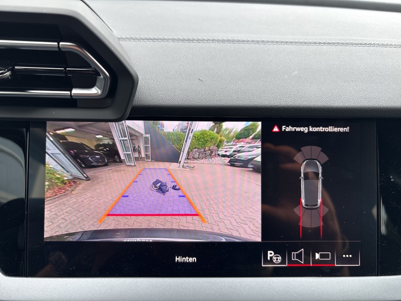 Audi A3 Sportback 45 HYBRID S LINE SONOS AHK CAM ACC
