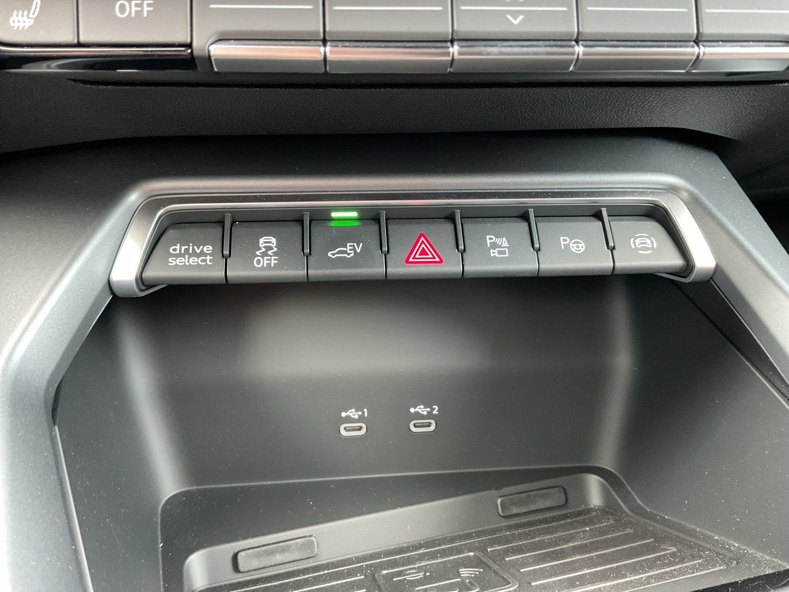 Audi A3 Sportback 45 HYBRID S LINE SONOS AHK CAM ACC