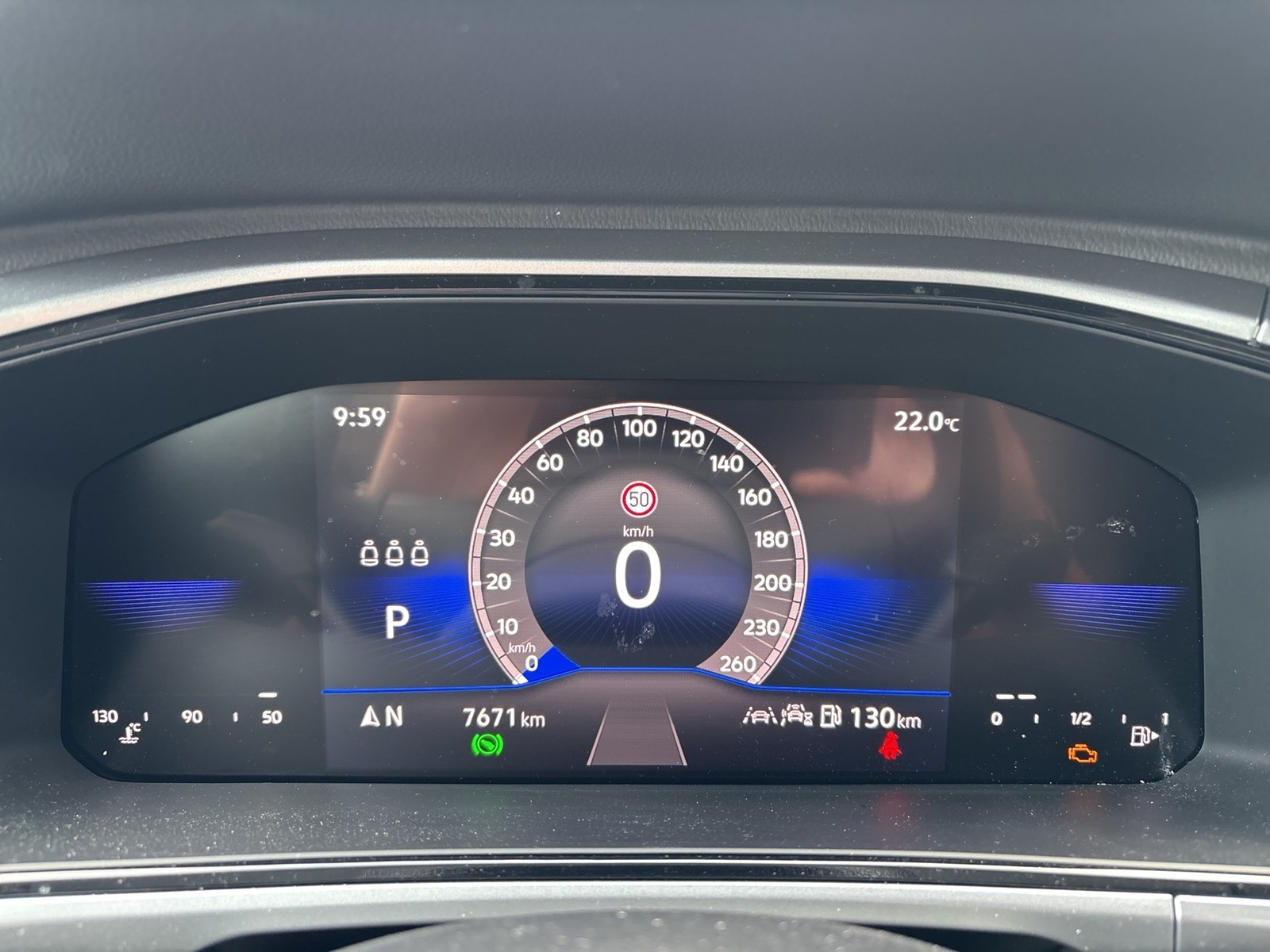 Volkswagen T-Roc 1.5 LIFE STANDHZ. LM17 NAVI CARPLAY SITZHZ