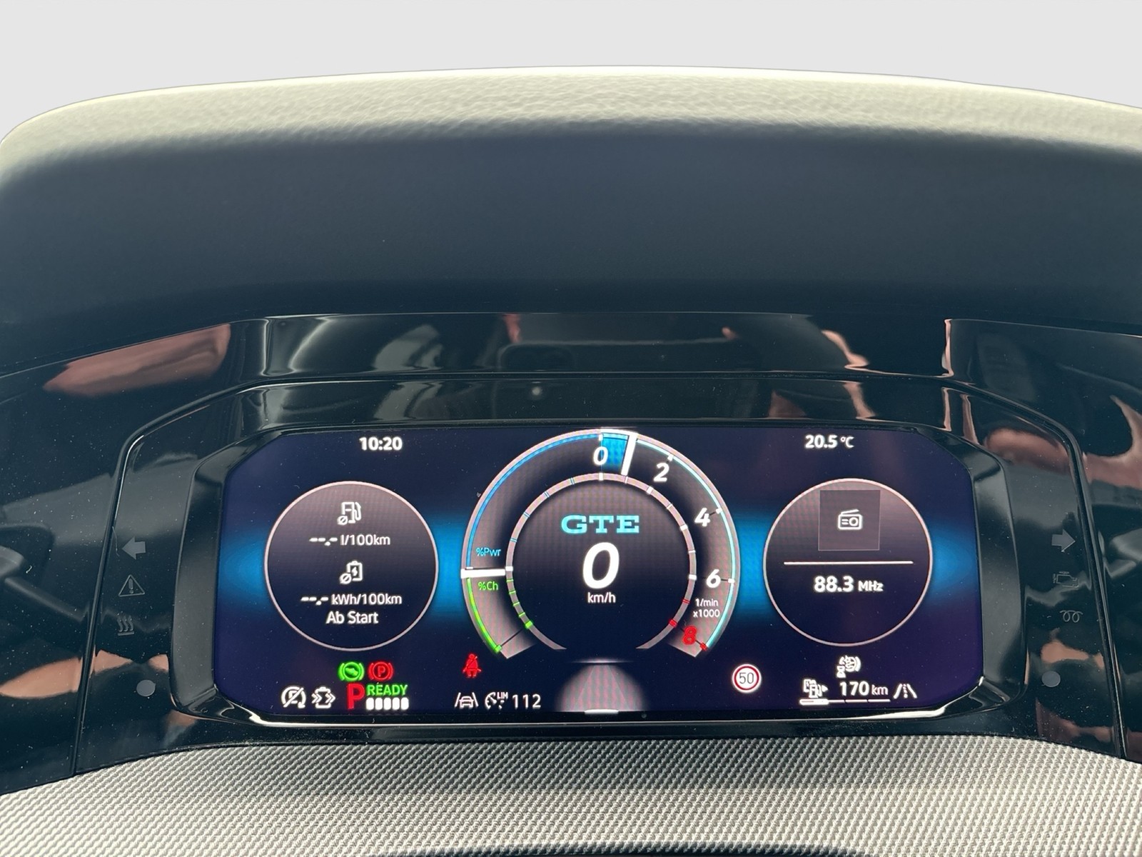 Volkswagen Golf VIII 1.5 HYBRID GTE CAM ACC LM17 MATRIX NAVI