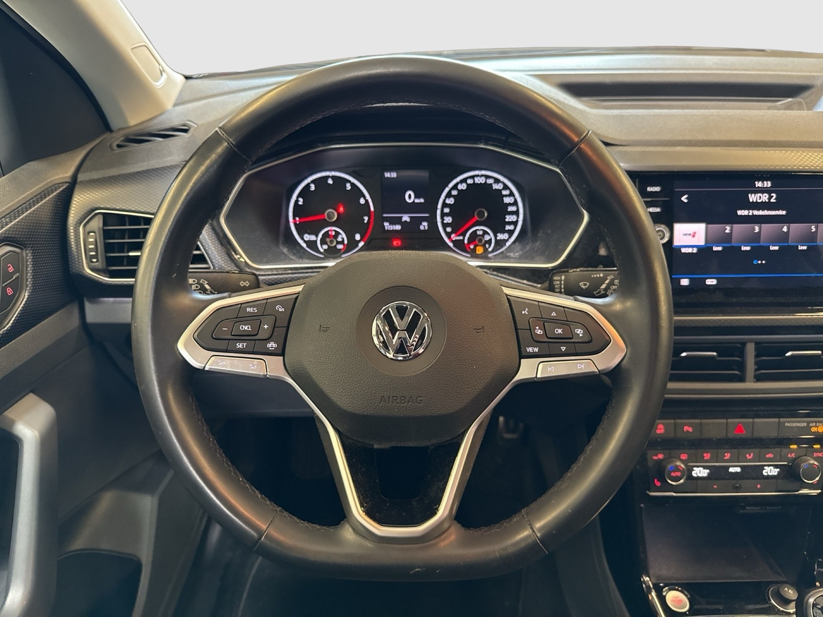Volkswagen T-Cross 1.0 UNITED BEATS CAM CARPLAY SITZHEIZUNG