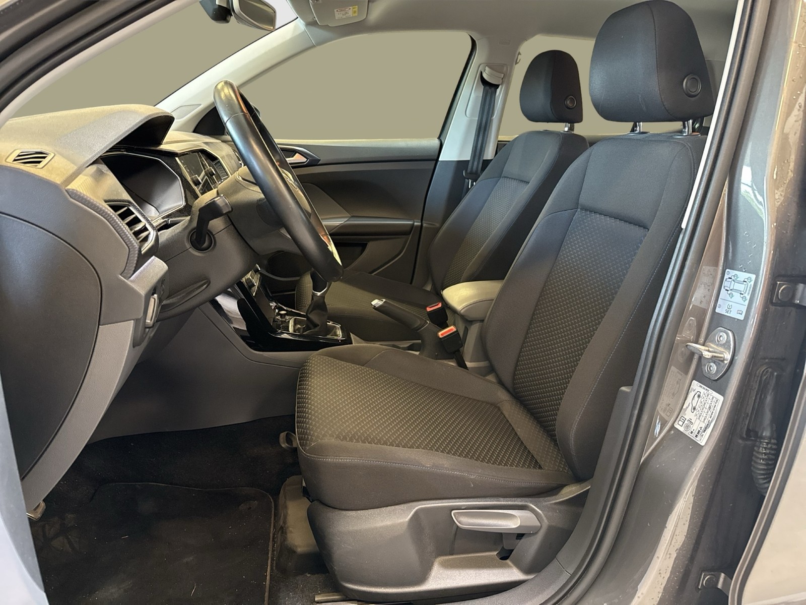 Volkswagen T-Cross 1.0 UNITED BEATS CAM CARPLAY SITZHEIZUNG