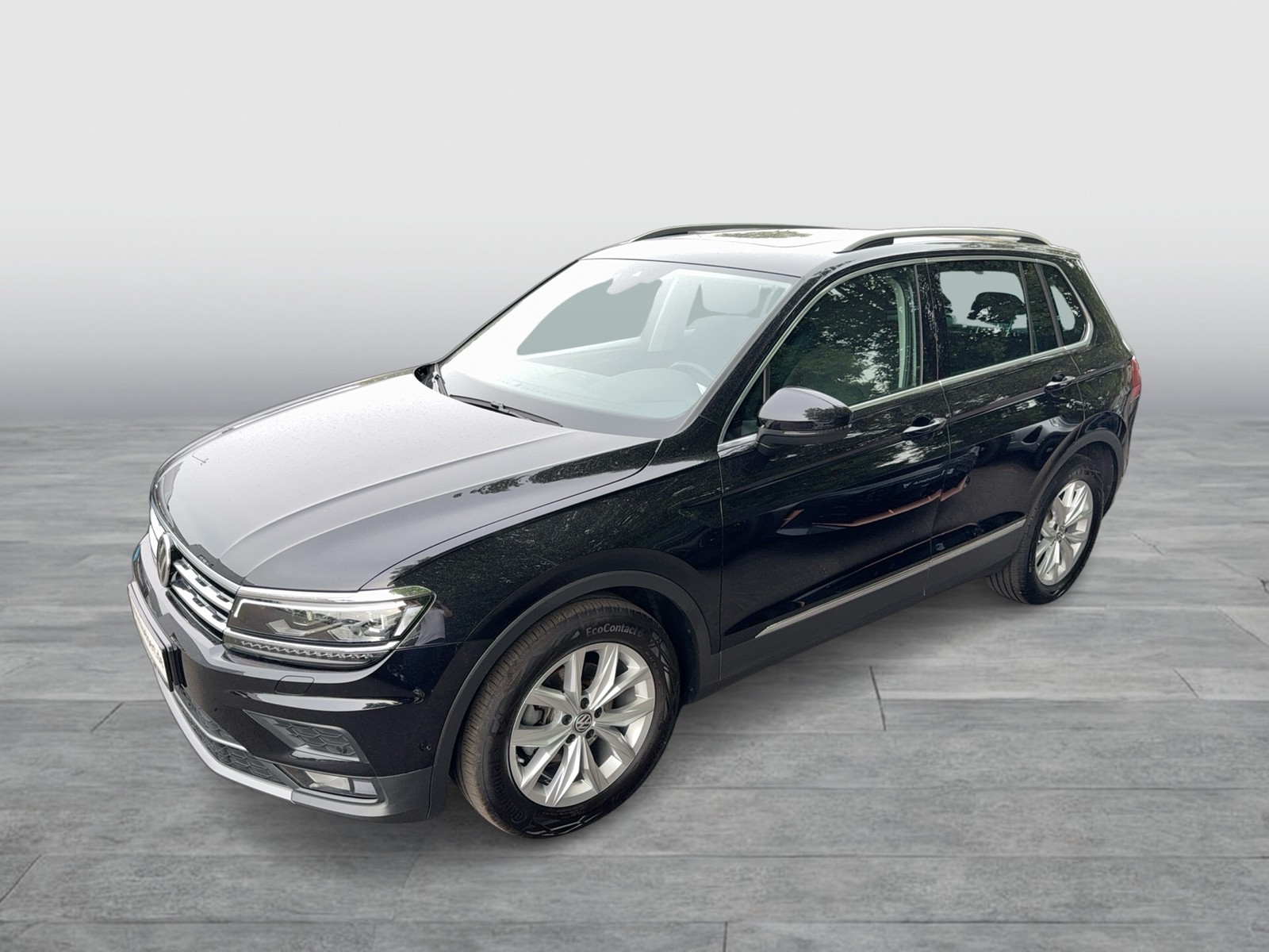 Volkswagen Tiguan 1.5 HIGHLINE PANO STANDHZ. AHK CAM LM18