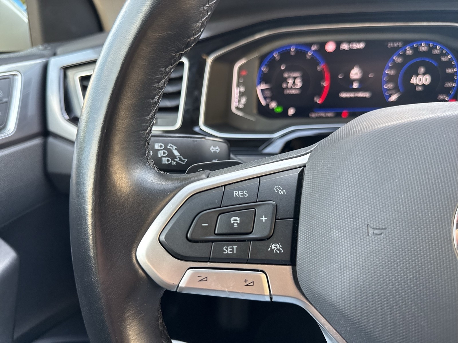 Volkswagen Taigo 1.0 STYLE CAM ACC LM18 MATRIX NAVI CARPLAY