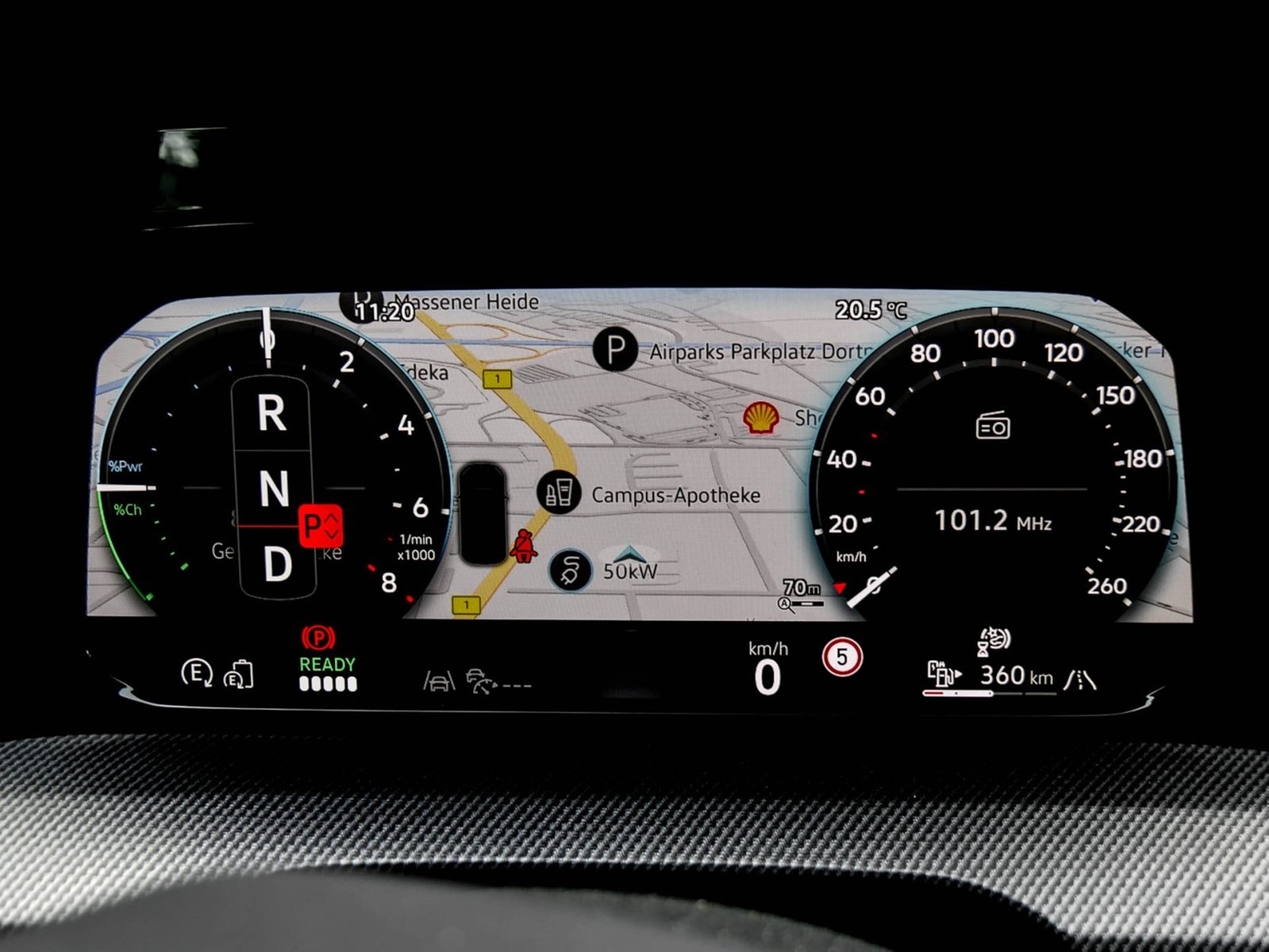 Volkswagen Golf VIII 1.5 HYBRID GTE FACELIFT CAM ACC LM17