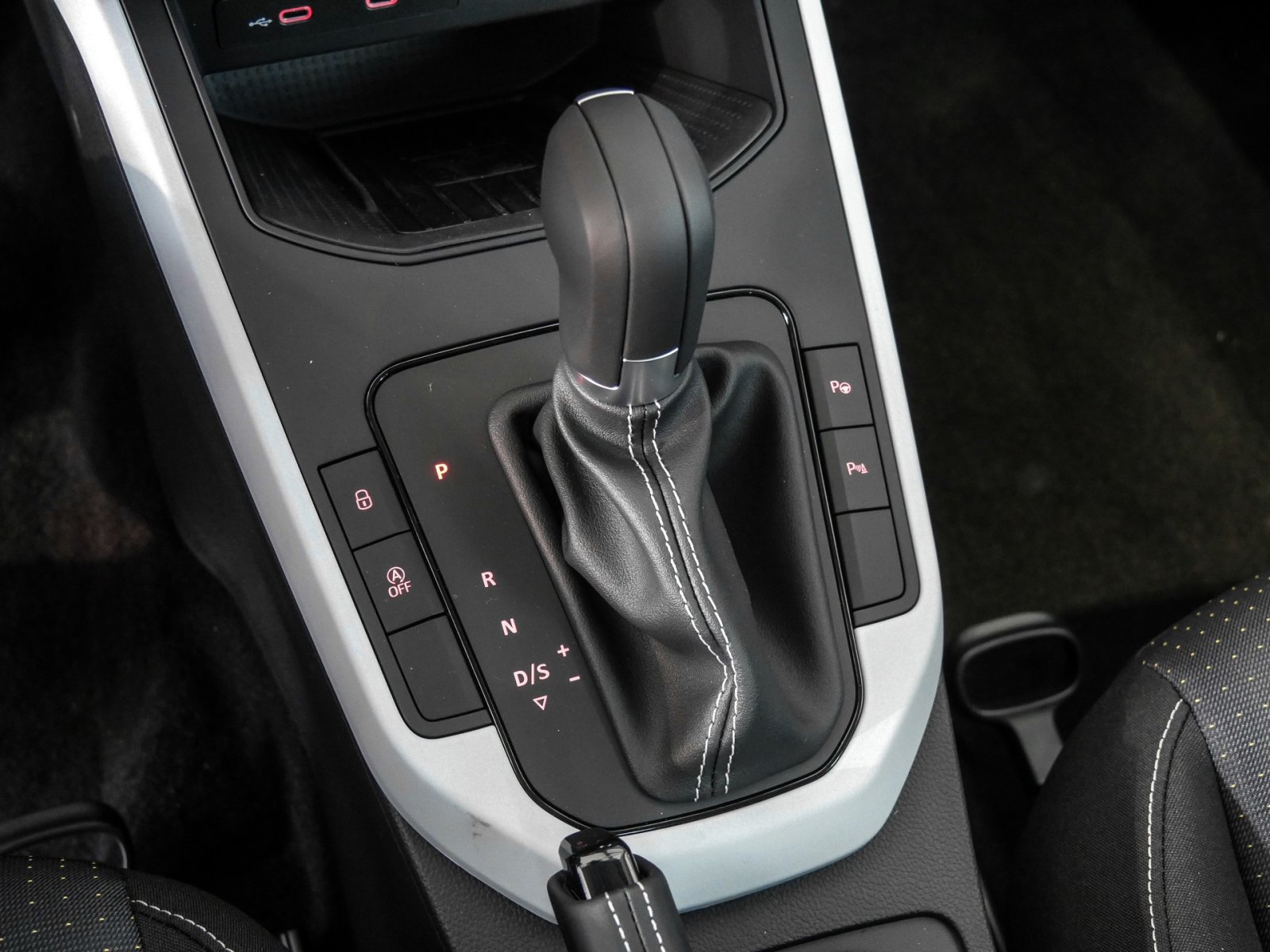 Seat Arona 1.0 STYLE EDITION DSG SHZ PDC VOLL-LED CAM