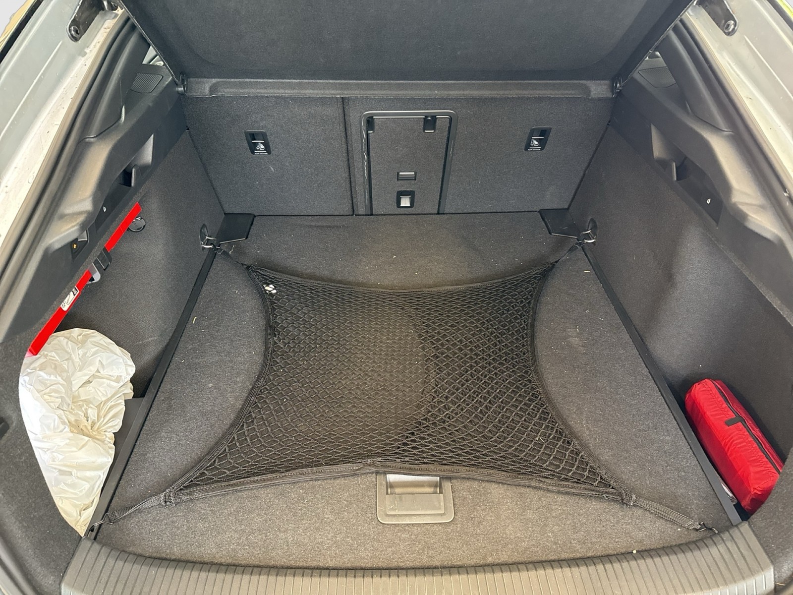 Volkswagen ID.7 PRO WÄRMEPUMPE HARMAN KARDON AHK 360CAM ACC