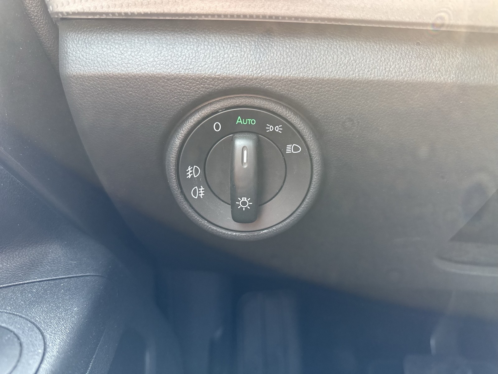 Skoda Citigo e iV BEST OF 4TÜREN ALU SITZHEIZ EINPARKH