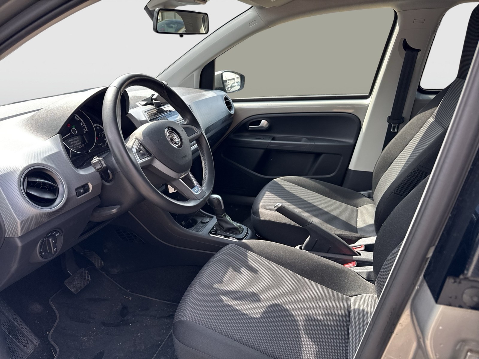 Skoda Citigo e iV BEST OF 4TÜREN ALU SITZHEIZ EINPARKH