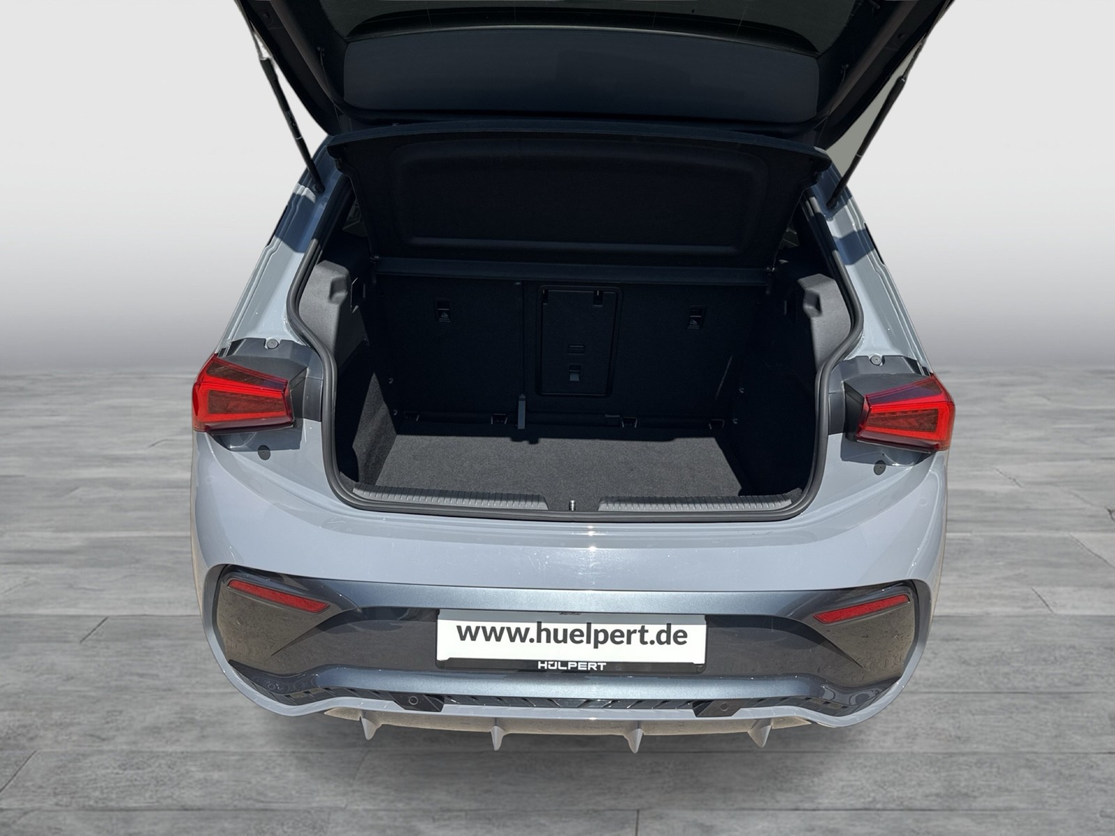 Cupra Born EDITION DYNAMIC WÄRMEPUMPE CAM ACC LM19 NAVI