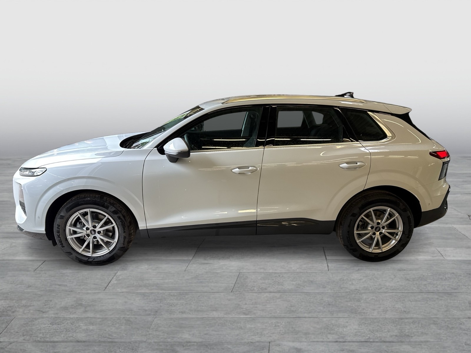Audi Q3 advanced NEUES MODELL CAM ACC E-KLAPPE NAVI