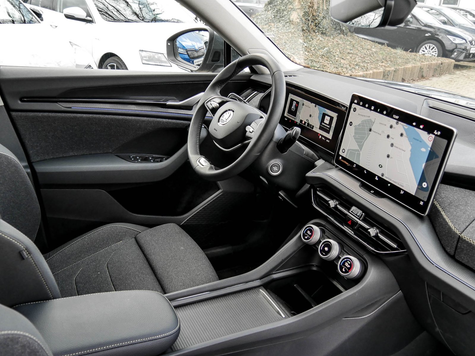 Skoda Kodiaq 2.0 SELECTION 4X4 AHK 360°CAM LM18 NAVI