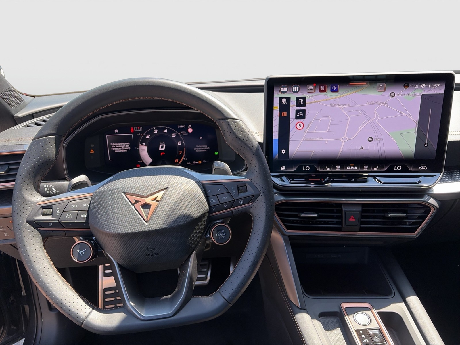 Cupra Leon 1.5 eTSI CAM ACC LM18 NAVI CARPLAY SITZHEIZ