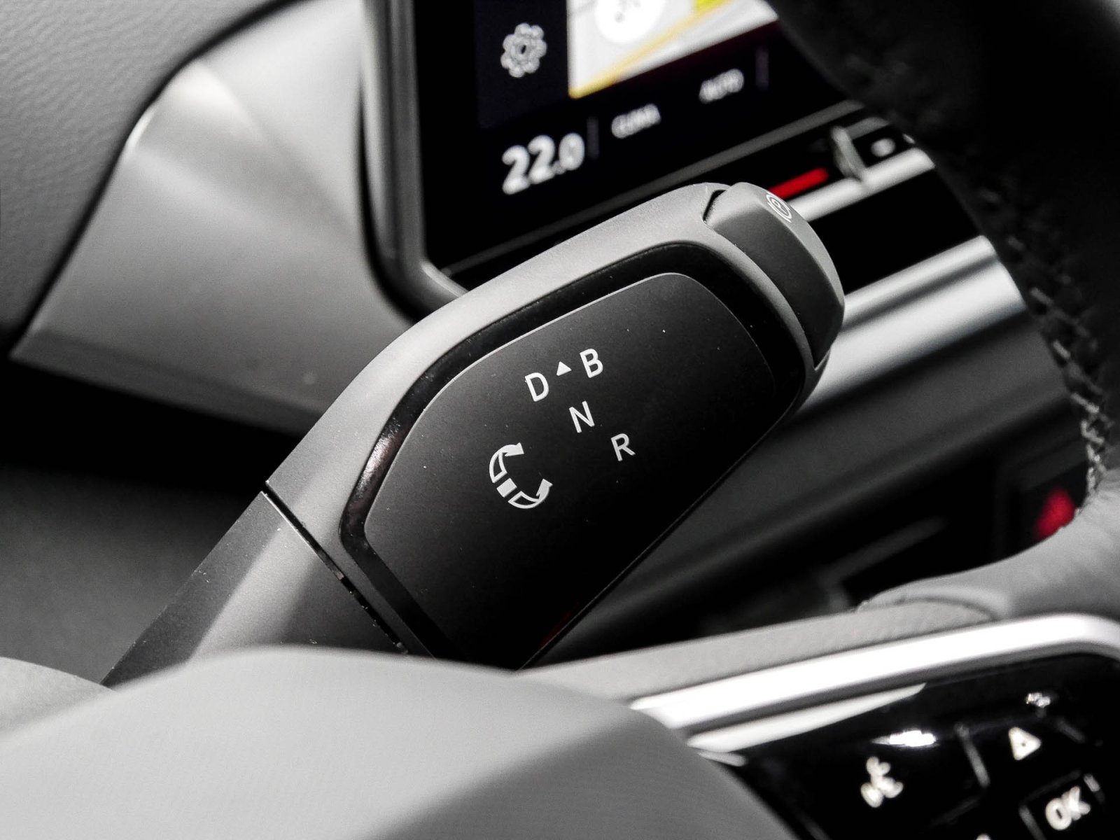 Volkswagen ID.4 Pure Performance WÄRMEPUMPE AHK CAM LM18