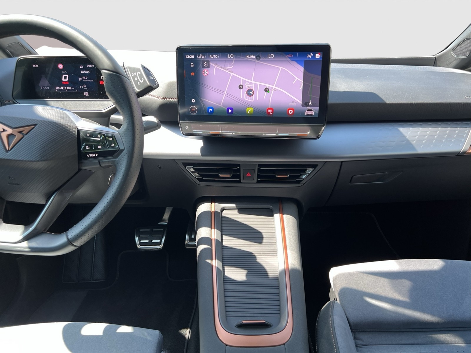 Cupra Born EDITION DYNAMIC CAM ACC LM19 NAVI SITZHEIZ.