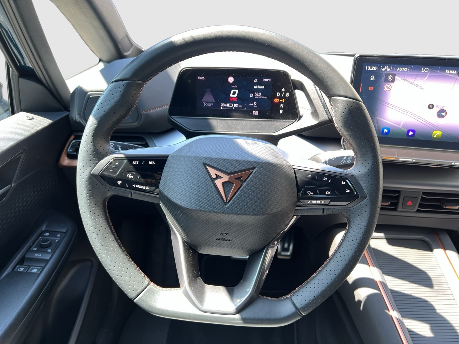 Cupra Born EDITION DYNAMIC CAM ACC LM19 NAVI SITZHEIZ.