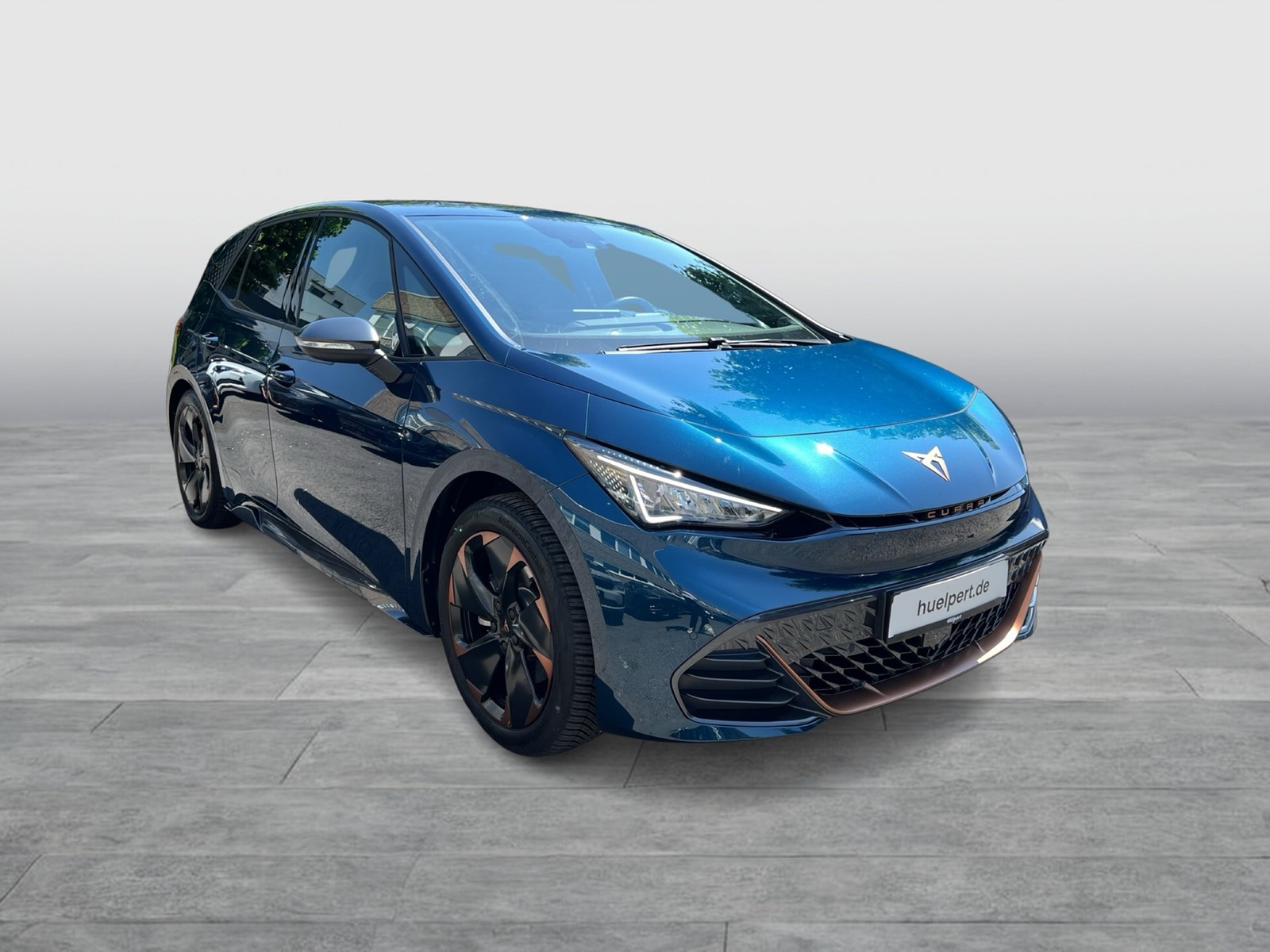 Cupra Born EDITION DYNAMIC CAM ACC LM19 NAVI SITZHEIZ.