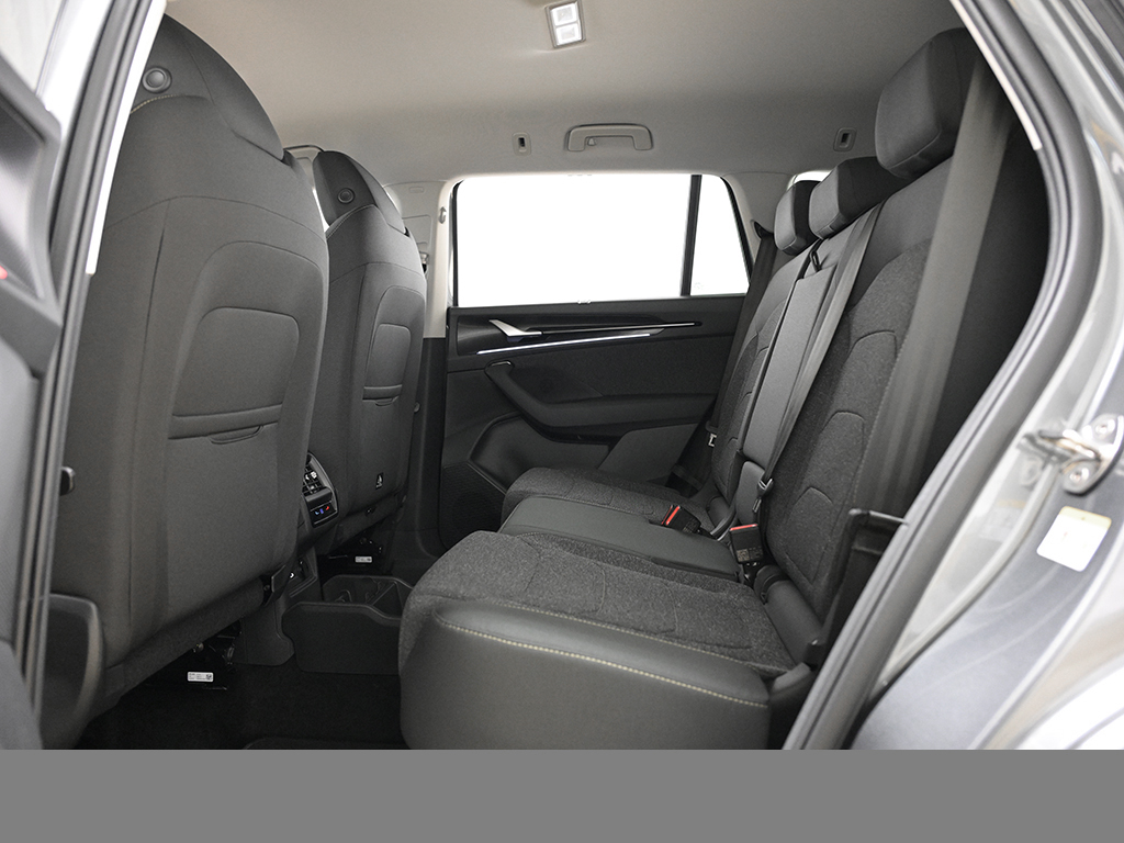 Skoda Kodiaq 2.0 SELECTION DSG AHK eKLAPPE NAVI eSITZE