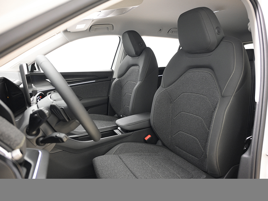 Skoda Kodiaq 2.0 SELECTION DSG AHK NAVI eKLAPPE KEYLESS